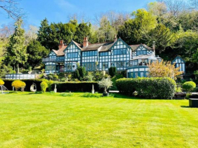 Stunning Riverside Home with Fantastic Views